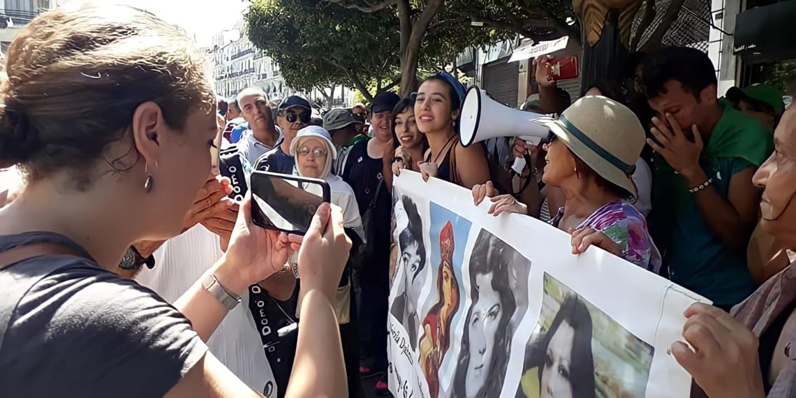الناشطات النسويات والحراك الجزائري: فسحة صغيرة لآمال كبيرة