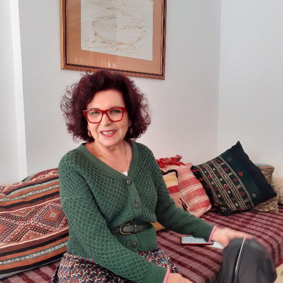 Femme libre, électron libre