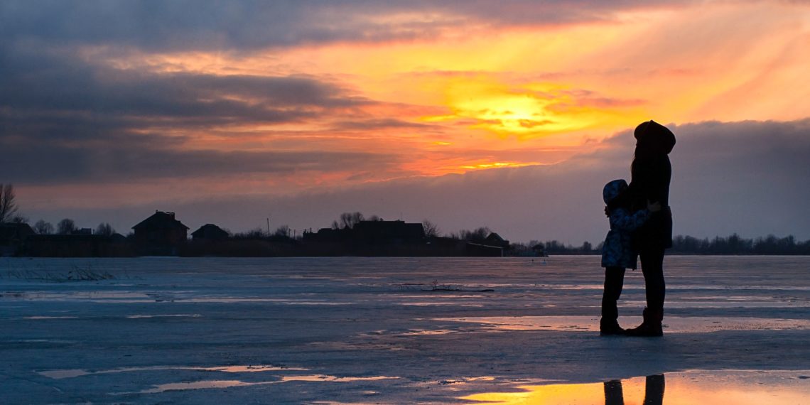 ألم يحن الوقت لنسأل: ماذا تريد الأمّهات في عيدهنّ؟