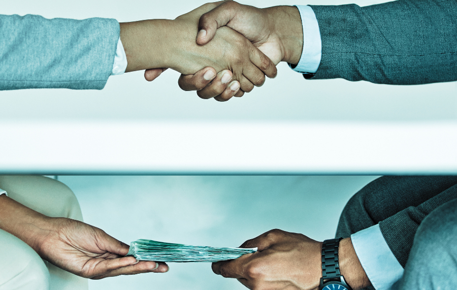 Female employment in Algeria: burial in the informal market