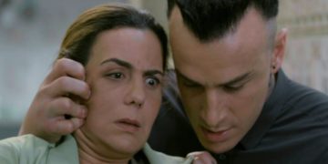 « Ta gueule, sinon je te défigure ! »