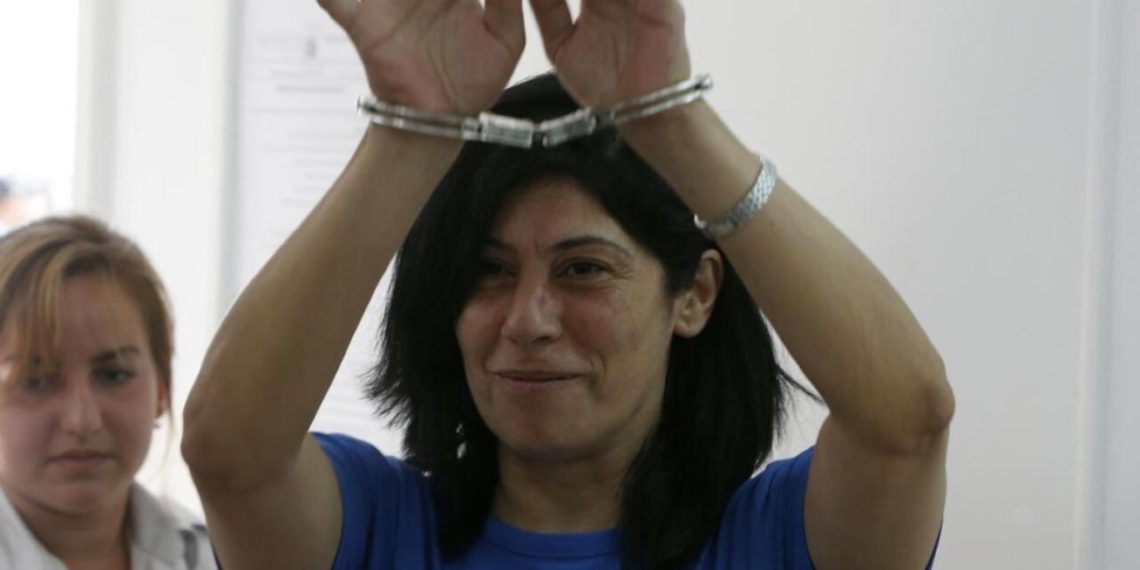 المعتقلات الفلسطينيات المحررات: عائداتٌ من الجحيم