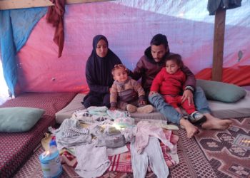 أمومة الأجساد الجائعة: مأساة الأمهات وأطفالهن في غزة