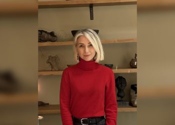 Society’s view of aging women and the stereotypes women are trying to break—An interview with Özgün Biçer