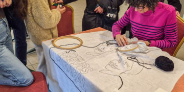 À Marseille, la broderie comme résistance féministe