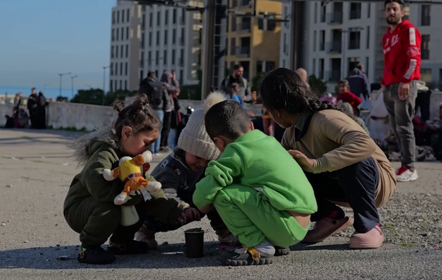Entre bombardements et exode… Les femmes libanaises en première ligne