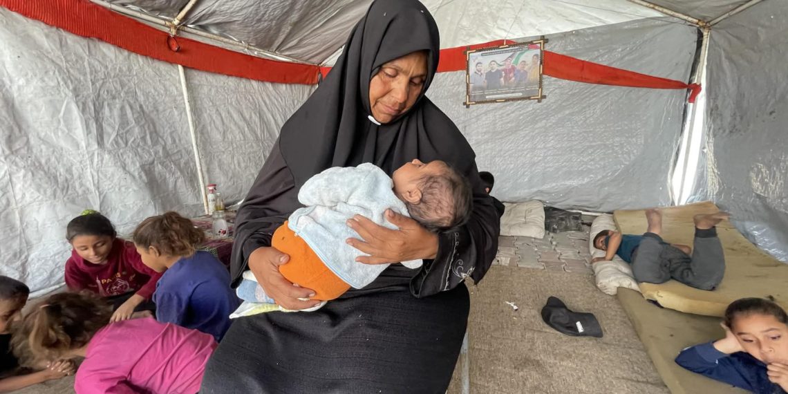 Gaza : Quand les grands-mères sont forcées de redevenir mères