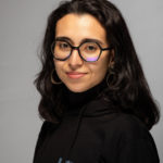 Actuellement étudiante en Master 1 de Médias, Genre et Cultural Studies, elle publie principalement des piges pour des médias francophones. Présidente du média jeune Weshculture depuis 2024 pour lequel elle réalise à la fois des formats audiovisuels mais aussi des articles, elle a aussi travaillé avec Nawaat où elle a pu publier un article sur leur blog collaboratif.