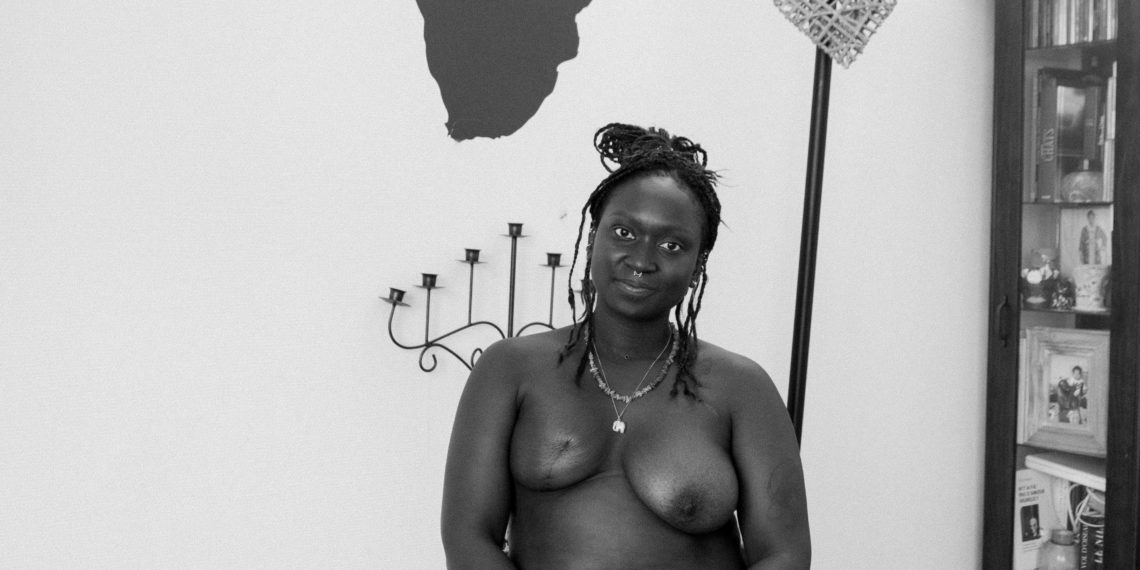 « Reflets intérieurs » d’Adèle Berthelin, un récit photographique autour du cancer du sein