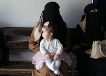 أجساد بلا أرواح: معاناة النساء الناجيات من المعتقلات السورية